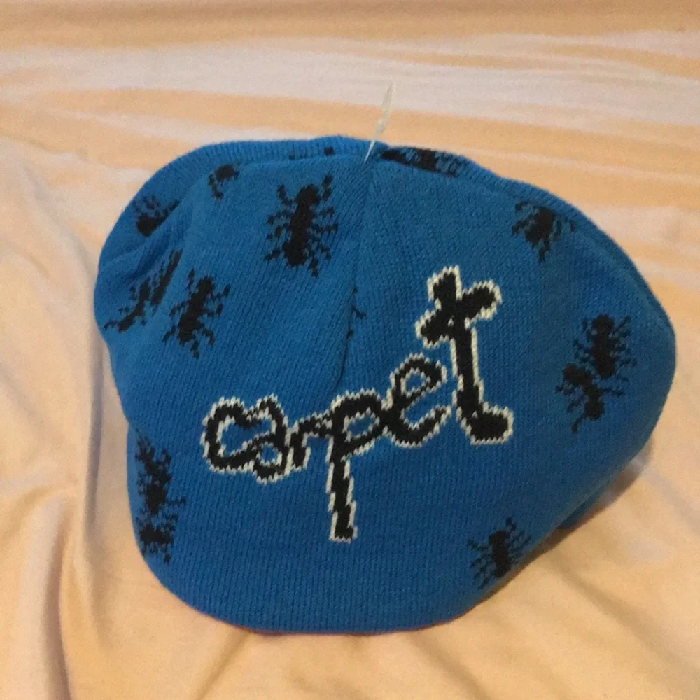 Carpet Co. Reversible Beanie - Picture 2 of 3